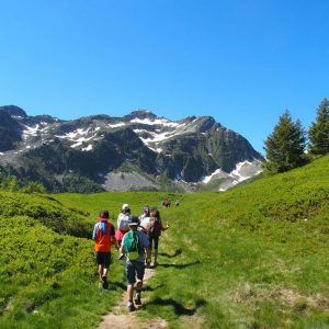 Groupe de randonneurs en Porte de Maurienne