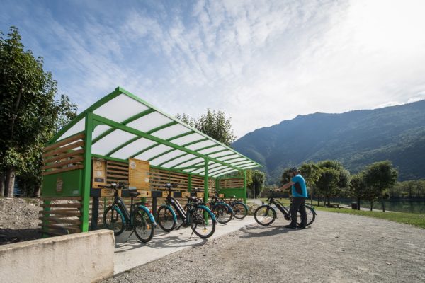 Borne vélo electrique - Photo Alban Pernet