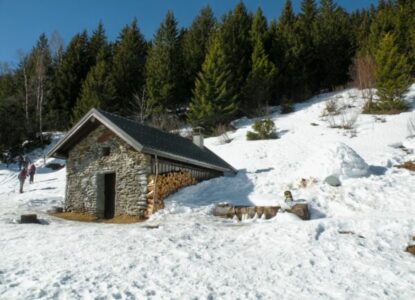 Chalet de la Jasse sous la neige