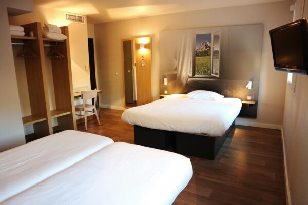 Chambre hotel bnb Sainte Marie de Cuines