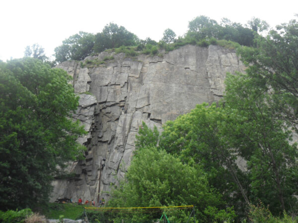Falaise d'escalade de Saint-Leger