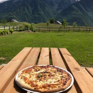 Santi Pizza